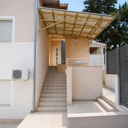 Apartment Slanica Mak *