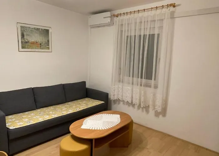 Slanica Mak Apartment Murter